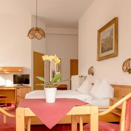 Gasthof Hotel-pension Heimburg