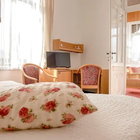 Hotel-pension Heimburg *